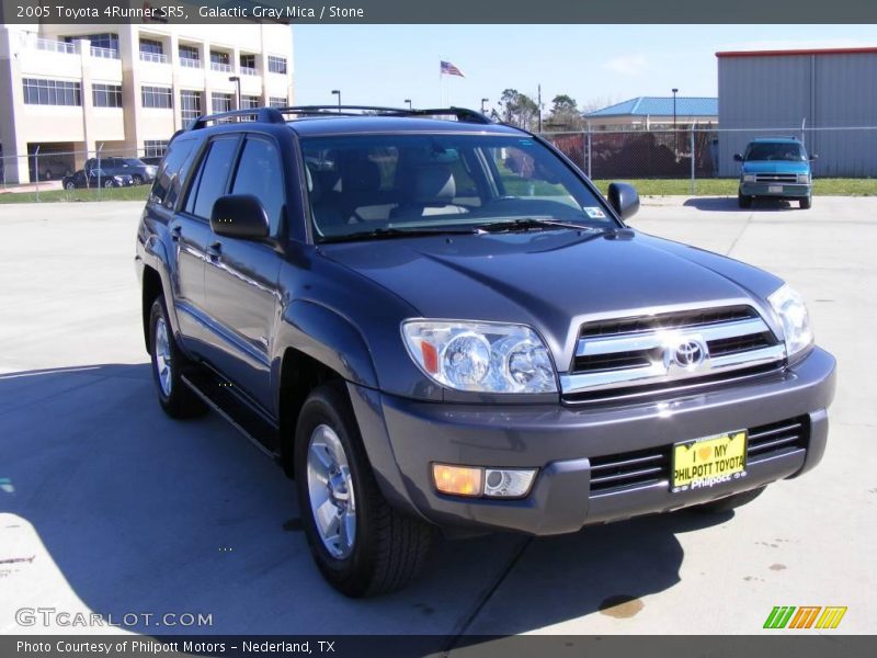 Galactic Gray Mica / Stone 2005 Toyota 4Runner SR5