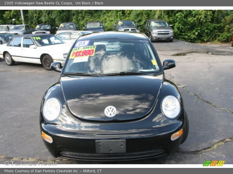 Uni Black / Black 2005 Volkswagen New Beetle GL Coupe