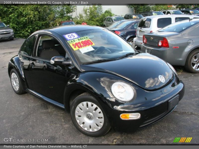 Uni Black / Black 2005 Volkswagen New Beetle GL Coupe