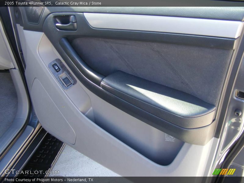 Galactic Gray Mica / Stone 2005 Toyota 4Runner SR5