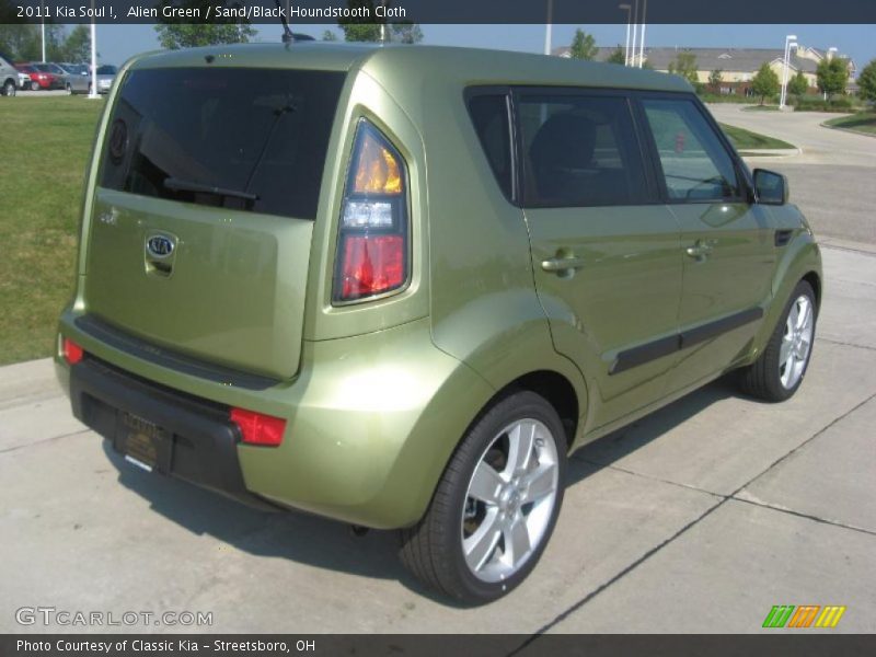 Alien Green / Sand/Black Houndstooth Cloth 2011 Kia Soul !