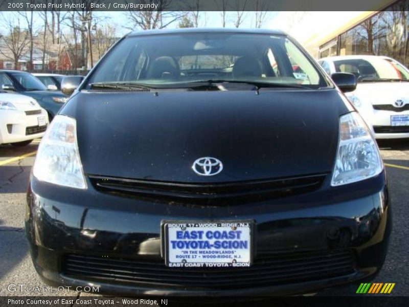 Black / Gray/Burgundy 2005 Toyota Prius Hybrid