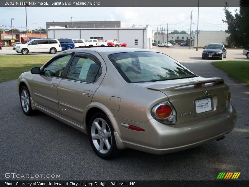 Sunlit Sand Metallic / Blond 2002 Nissan Maxima SE