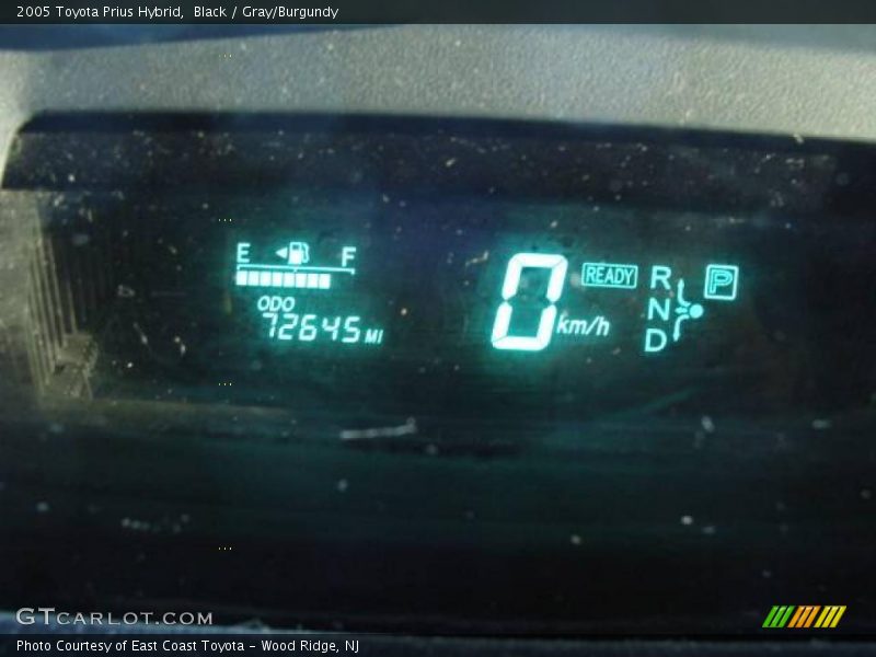 Black / Gray/Burgundy 2005 Toyota Prius Hybrid