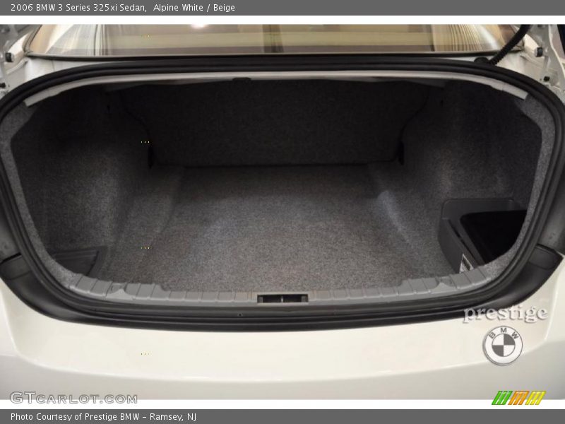 Alpine White / Beige 2006 BMW 3 Series 325xi Sedan