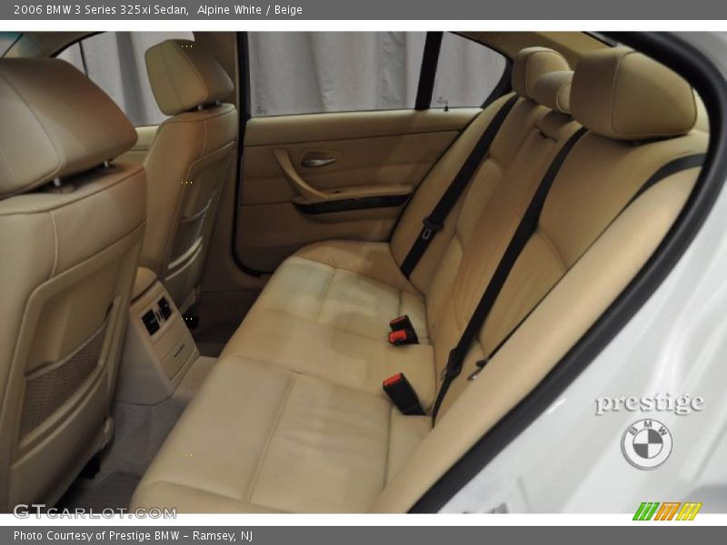 Alpine White / Beige 2006 BMW 3 Series 325xi Sedan
