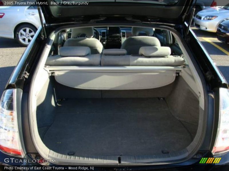 Black / Gray/Burgundy 2005 Toyota Prius Hybrid