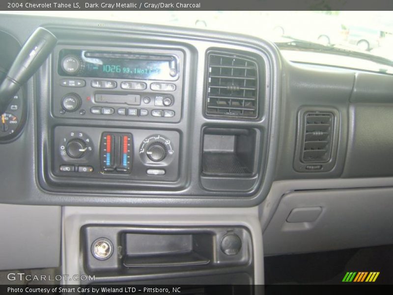 Dark Gray Metallic / Gray/Dark Charcoal 2004 Chevrolet Tahoe LS