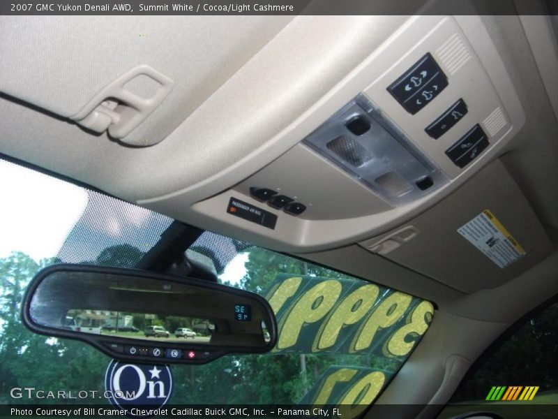 Summit White / Cocoa/Light Cashmere 2007 GMC Yukon Denali AWD