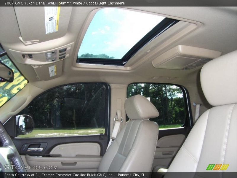 Summit White / Cocoa/Light Cashmere 2007 GMC Yukon Denali AWD