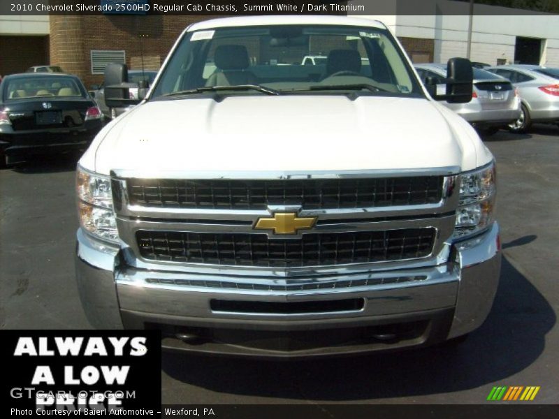 Summit White / Dark Titanium 2010 Chevrolet Silverado 2500HD Regular Cab Chassis