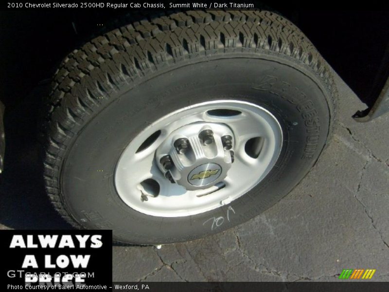 Summit White / Dark Titanium 2010 Chevrolet Silverado 2500HD Regular Cab Chassis