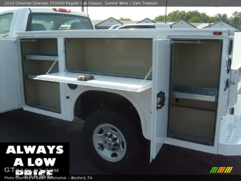 Summit White / Dark Titanium 2010 Chevrolet Silverado 2500HD Regular Cab Chassis