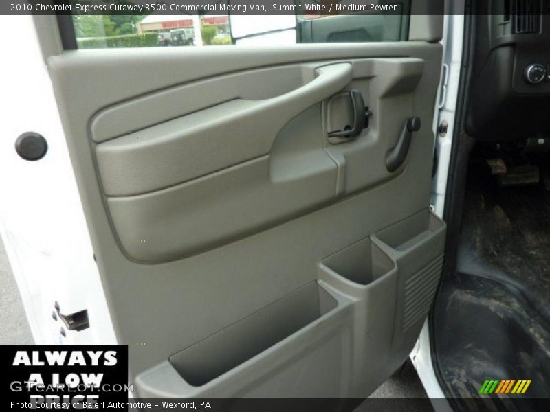 Summit White / Medium Pewter 2010 Chevrolet Express Cutaway 3500 Commercial Moving Van