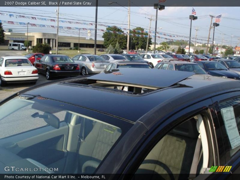 Black / Pastel Slate Gray 2007 Dodge Caliber SE