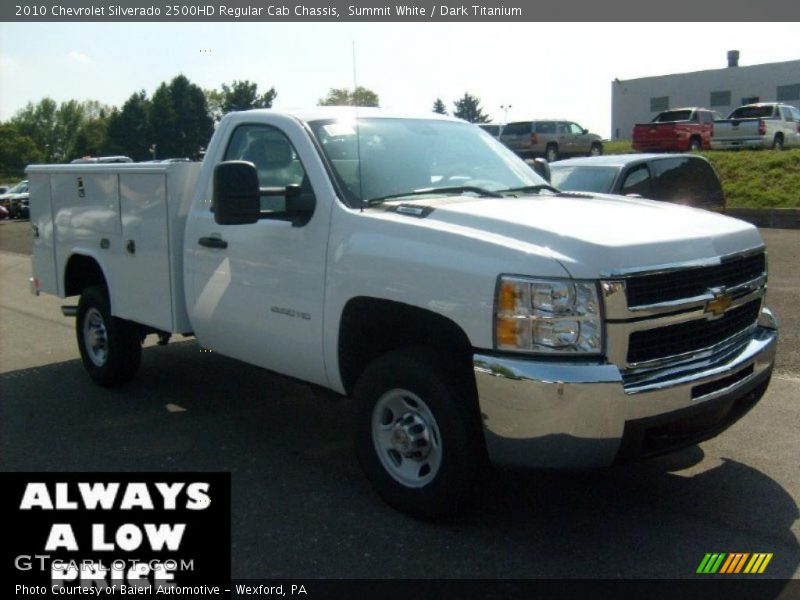 Summit White / Dark Titanium 2010 Chevrolet Silverado 2500HD Regular Cab Chassis