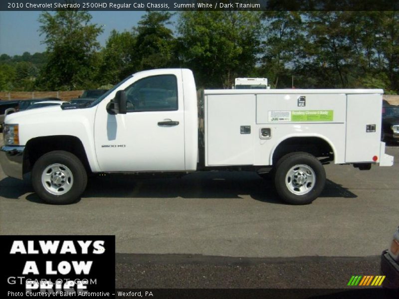 Summit White / Dark Titanium 2010 Chevrolet Silverado 2500HD Regular Cab Chassis