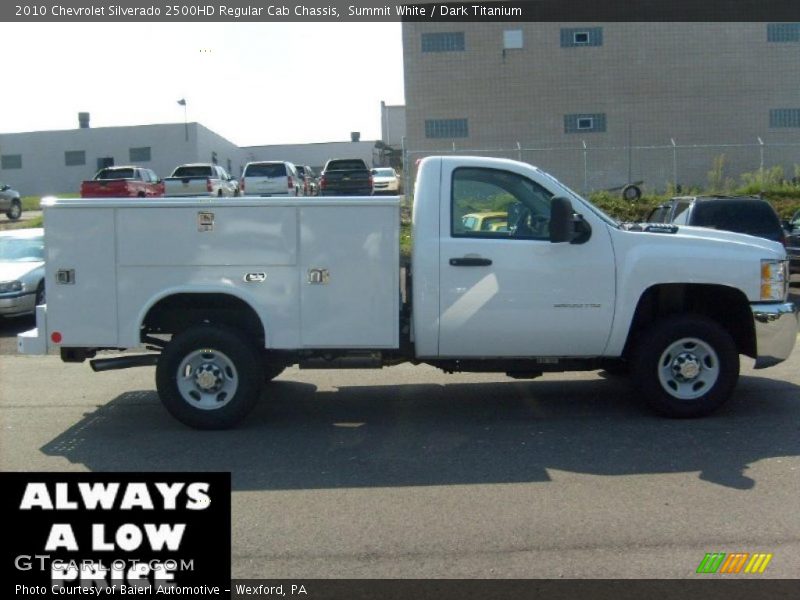 Summit White / Dark Titanium 2010 Chevrolet Silverado 2500HD Regular Cab Chassis