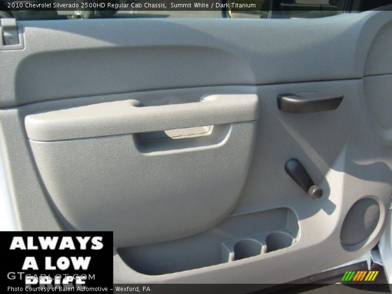 Summit White / Dark Titanium 2010 Chevrolet Silverado 2500HD Regular Cab Chassis
