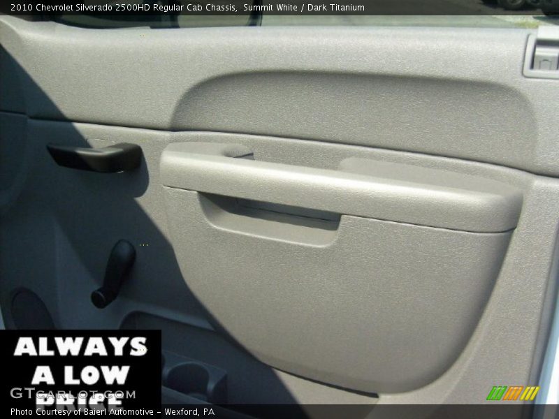 Summit White / Dark Titanium 2010 Chevrolet Silverado 2500HD Regular Cab Chassis