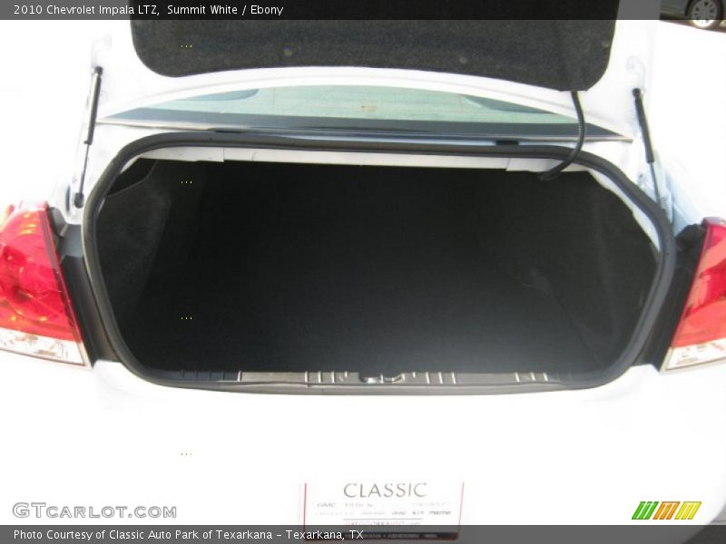 Summit White / Ebony 2010 Chevrolet Impala LTZ