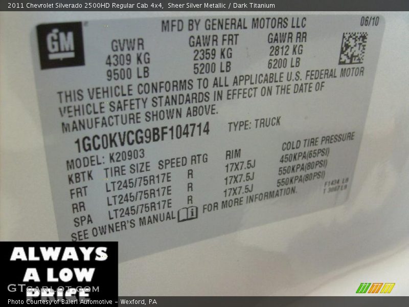 Sheer Silver Metallic / Dark Titanium 2011 Chevrolet Silverado 2500HD Regular Cab 4x4