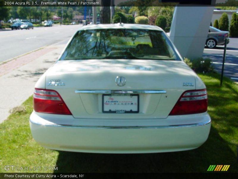 Premium White Pearl / Parchment 2004 Acura RL 3.5
