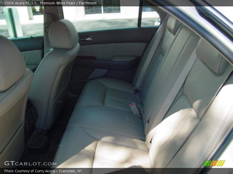 Premium White Pearl / Parchment 2004 Acura RL 3.5