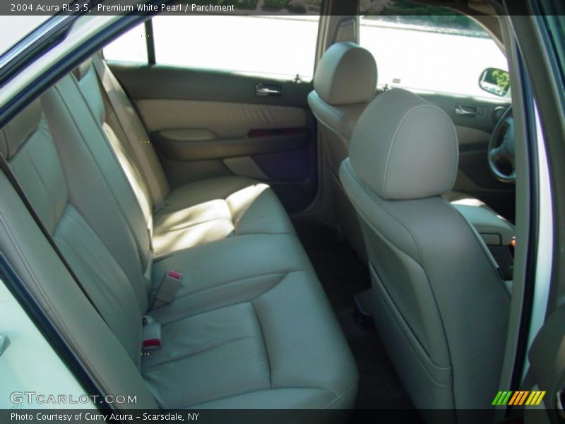 Premium White Pearl / Parchment 2004 Acura RL 3.5