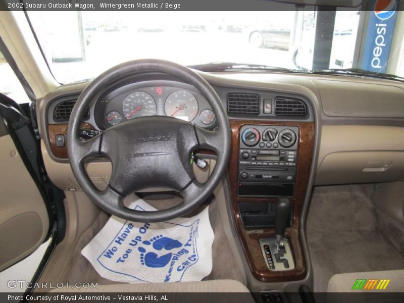 Wintergreen Metallic / Beige 2002 Subaru Outback Wagon