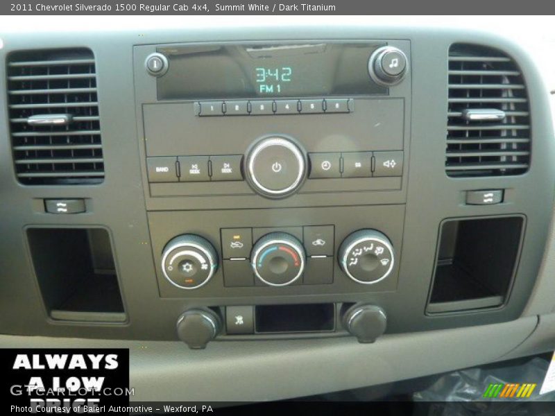 Summit White / Dark Titanium 2011 Chevrolet Silverado 1500 Regular Cab 4x4