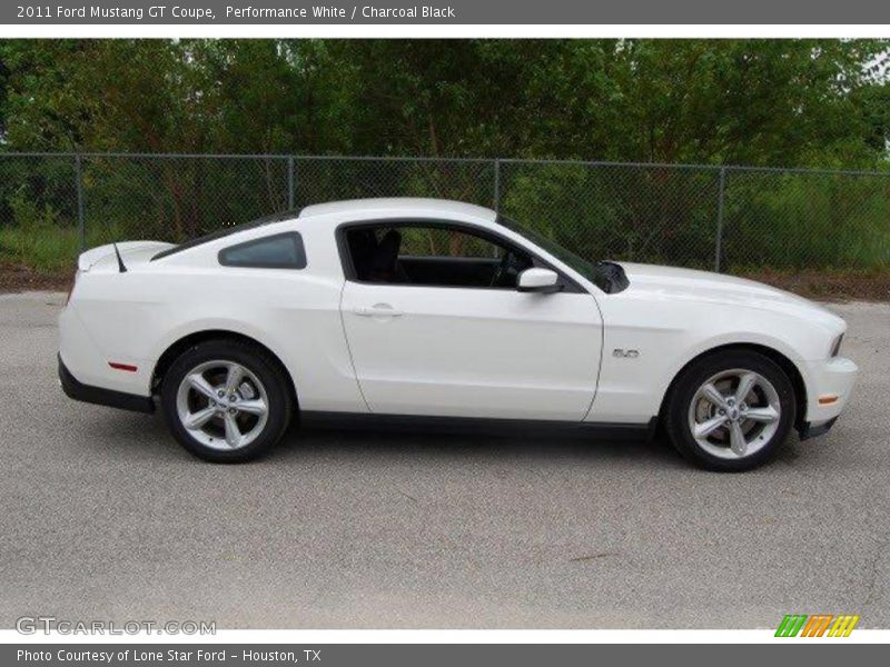 Performance White / Charcoal Black 2011 Ford Mustang GT Coupe