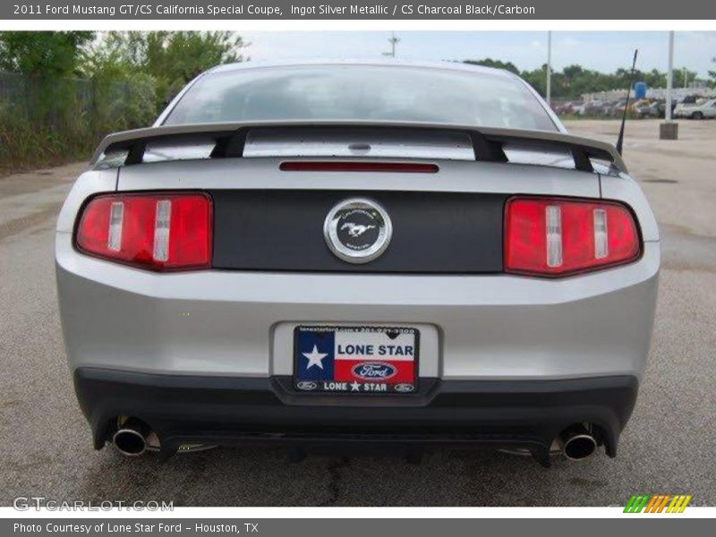 Ingot Silver Metallic / CS Charcoal Black/Carbon 2011 Ford Mustang GT/CS California Special Coupe