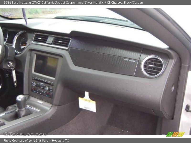 Ingot Silver Metallic / CS Charcoal Black/Carbon 2011 Ford Mustang GT/CS California Special Coupe