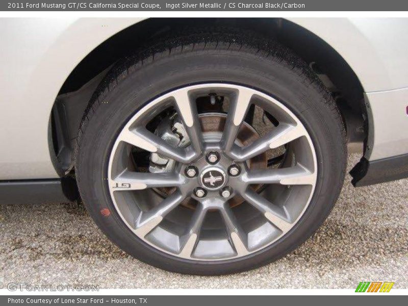 Ingot Silver Metallic / CS Charcoal Black/Carbon 2011 Ford Mustang GT/CS California Special Coupe