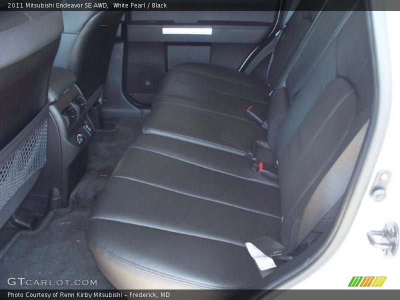 White Pearl / Black 2011 Mitsubishi Endeavor SE AWD