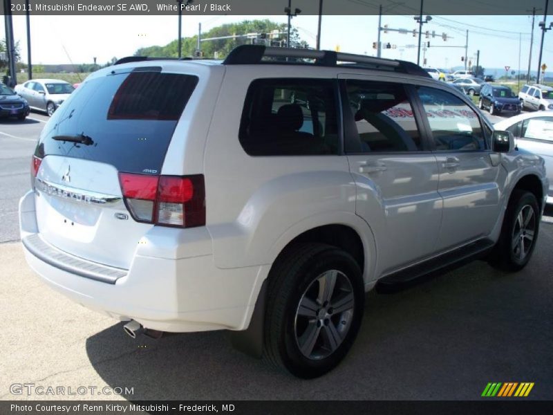 White Pearl / Black 2011 Mitsubishi Endeavor SE AWD