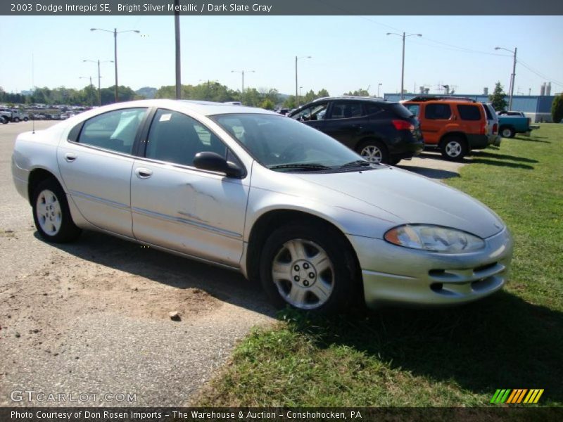 Bright Silver Metallic / Dark Slate Gray 2003 Dodge Intrepid SE