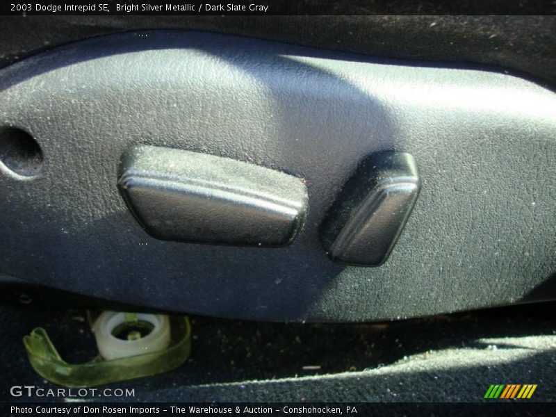 Bright Silver Metallic / Dark Slate Gray 2003 Dodge Intrepid SE