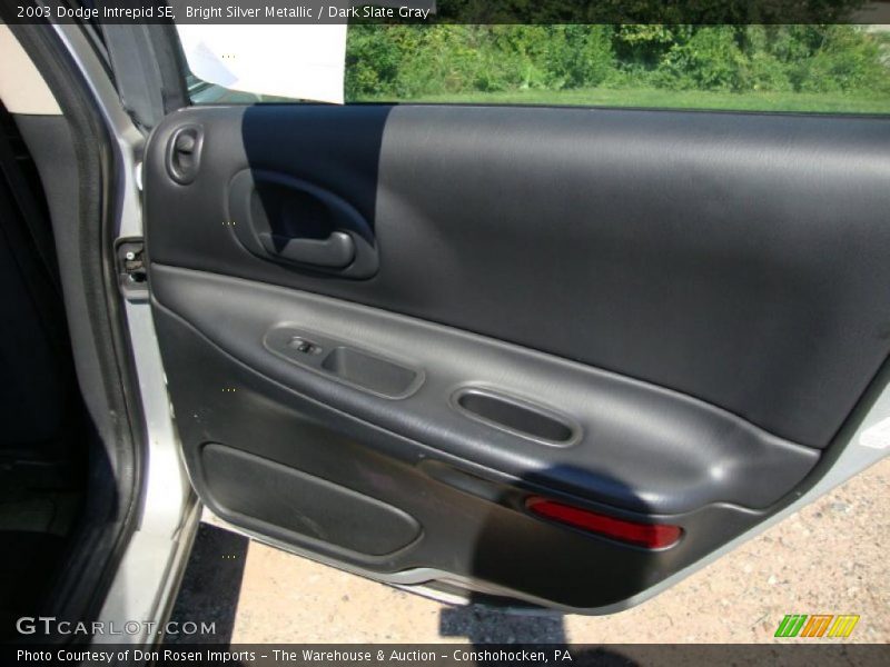 Bright Silver Metallic / Dark Slate Gray 2003 Dodge Intrepid SE
