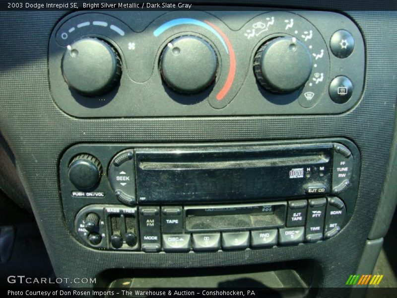 Bright Silver Metallic / Dark Slate Gray 2003 Dodge Intrepid SE