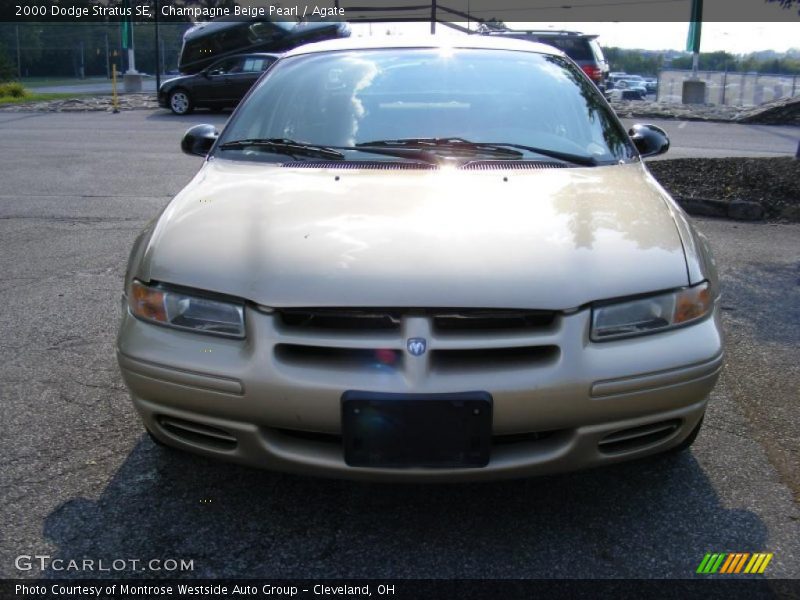 Champagne Beige Pearl / Agate 2000 Dodge Stratus SE