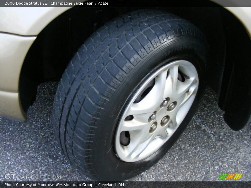 Champagne Beige Pearl / Agate 2000 Dodge Stratus SE