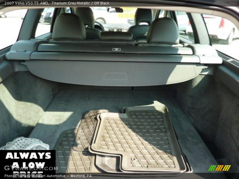 Titanium Grey Metallic / Off Black 2007 Volvo V50 T5 AWD
