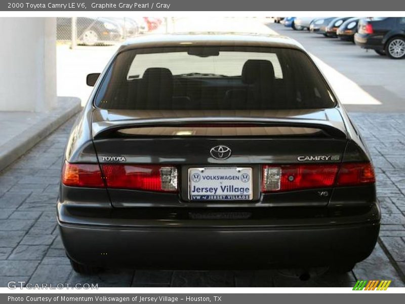 Graphite Gray Pearl / Gray 2000 Toyota Camry LE V6