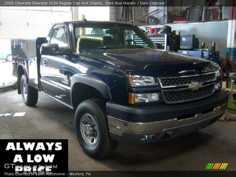 Dark Blue Metallic / Dark Charcoal 2005 Chevrolet Silverado 3500 Regular Cab 4x4 Chassis
