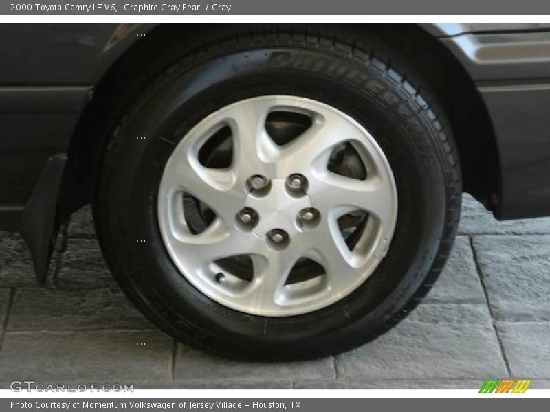 Graphite Gray Pearl / Gray 2000 Toyota Camry LE V6