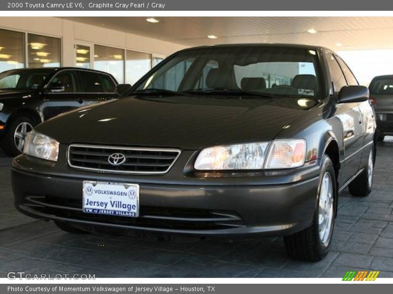Graphite Gray Pearl / Gray 2000 Toyota Camry LE V6