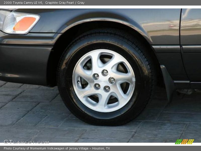 Graphite Gray Pearl / Gray 2000 Toyota Camry LE V6