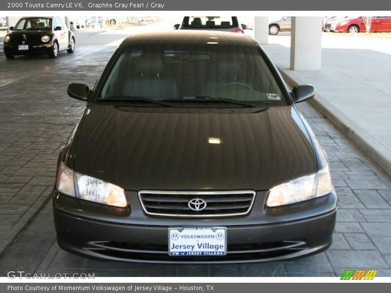 Graphite Gray Pearl / Gray 2000 Toyota Camry LE V6